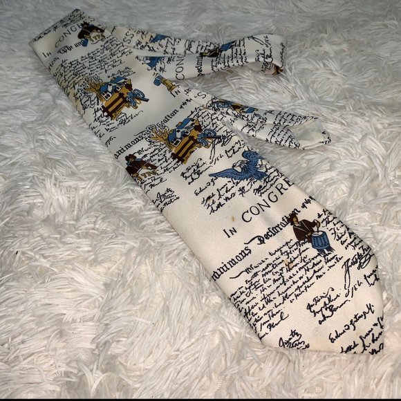 Declaration of Independence Tie - Picture 2 of 3